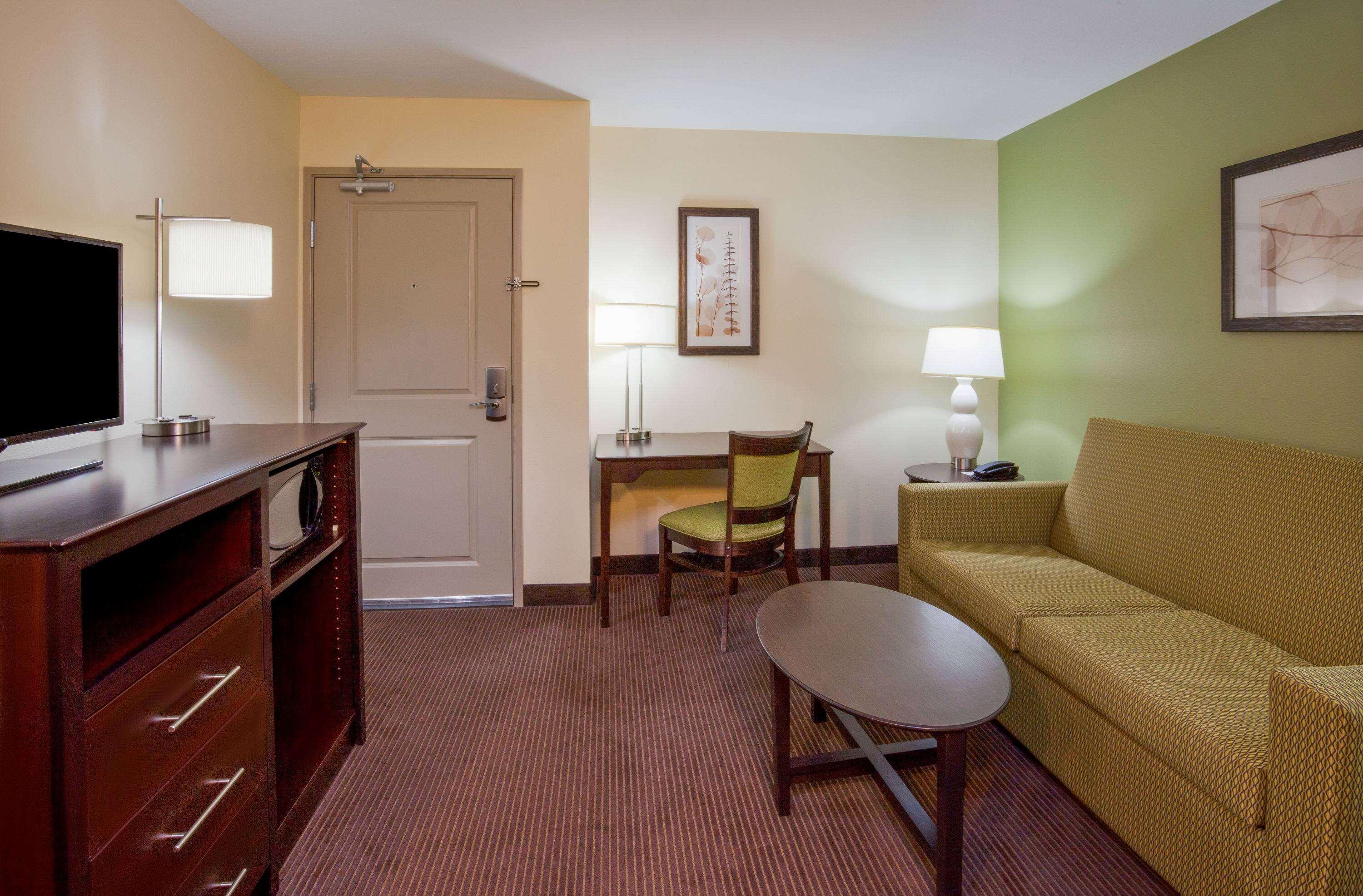 Americinn By Wyndham Hartford Sd Bagian luar foto